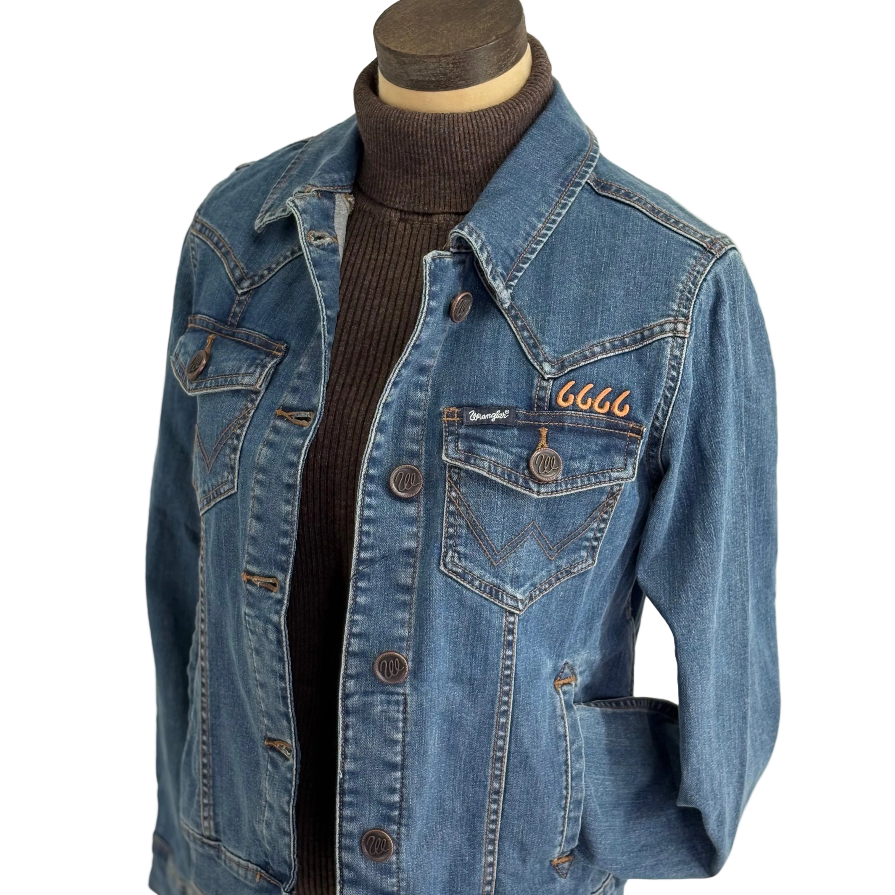 Sleeveless Knit Turtleneck Top - Women