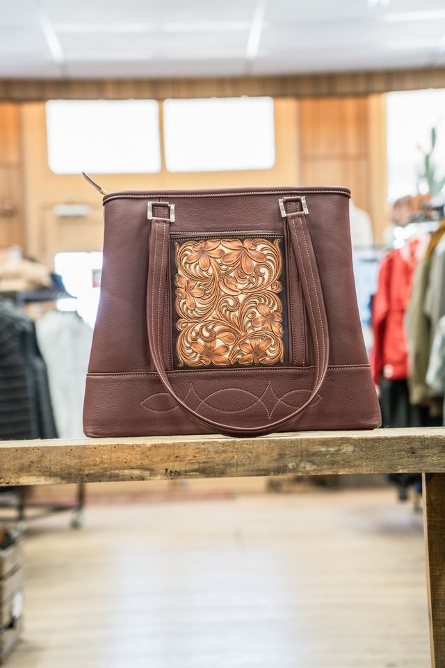 Quanah Style tote in Burgundy and Cream