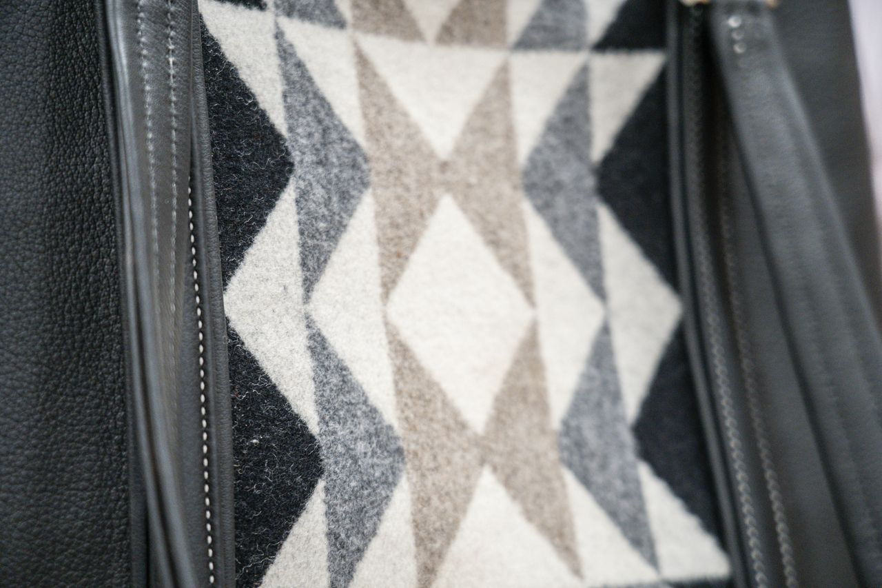 Quanah Style tote in Black and Diamond