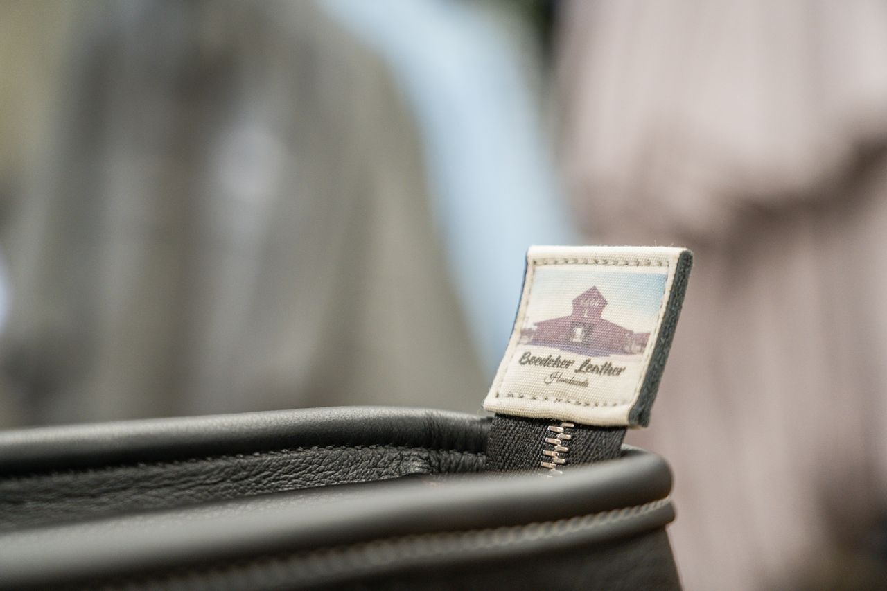 Quanah Style tote in Black and Diamond