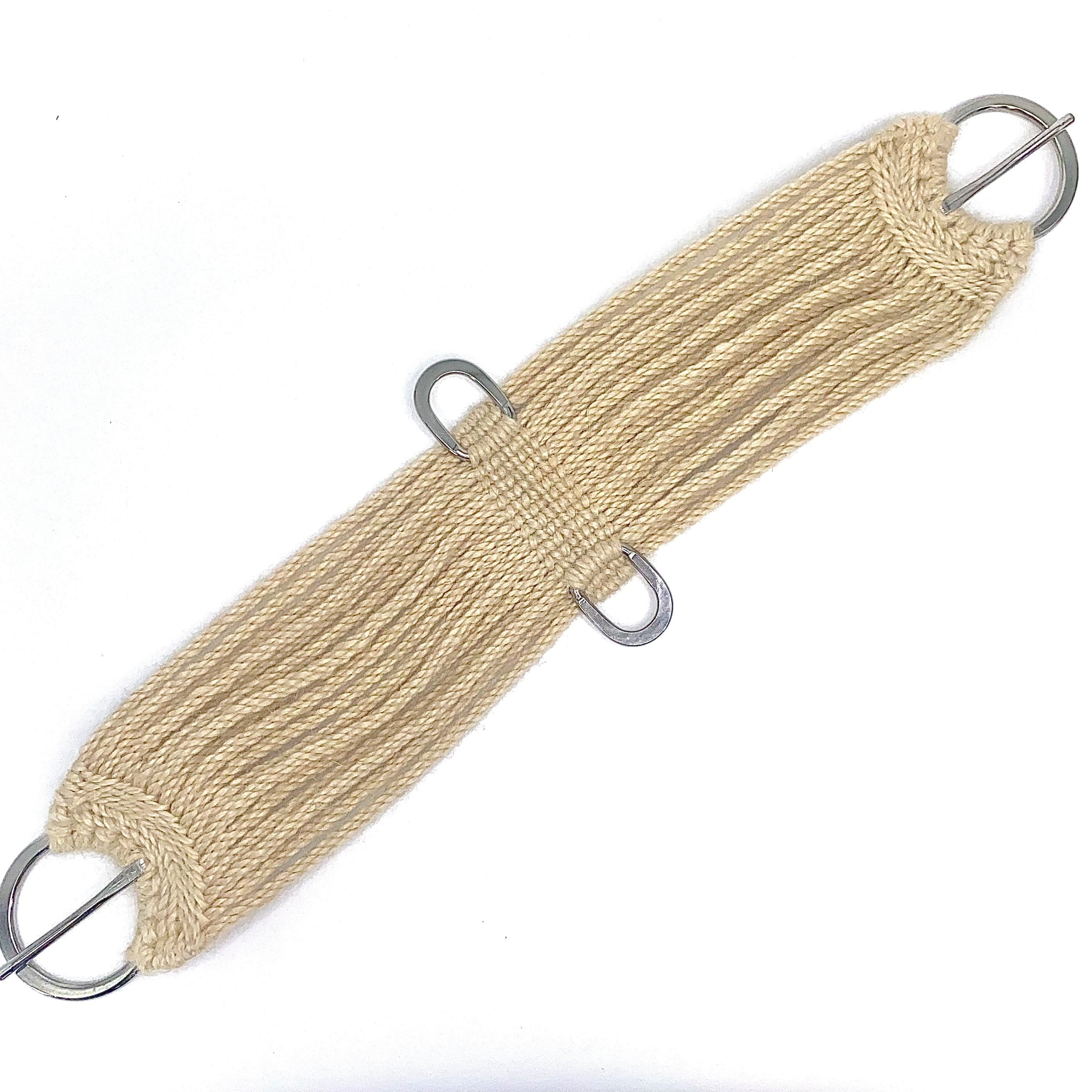 Handmade White Cinch by Prysor Lewis