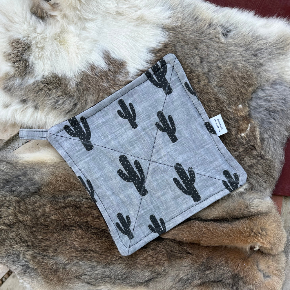 Aztec Black #3 Hot Pad