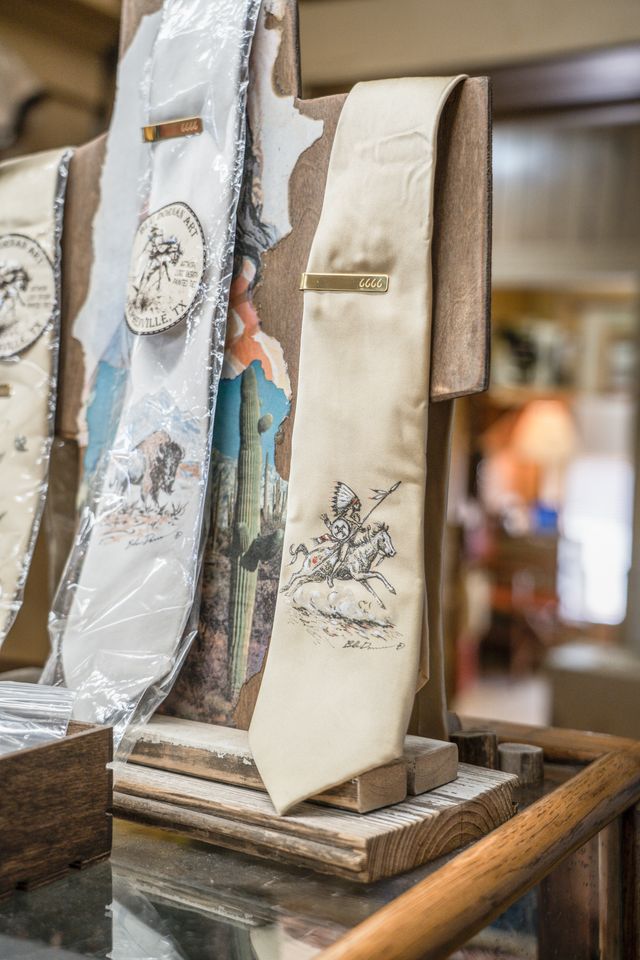 Blu Dornan Tie Silver-3