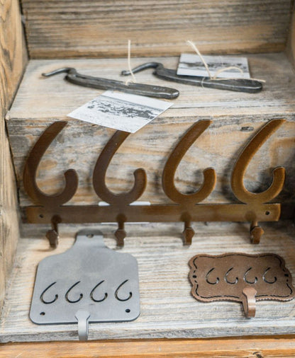 Four Sixes JDH Ear Tag Hook