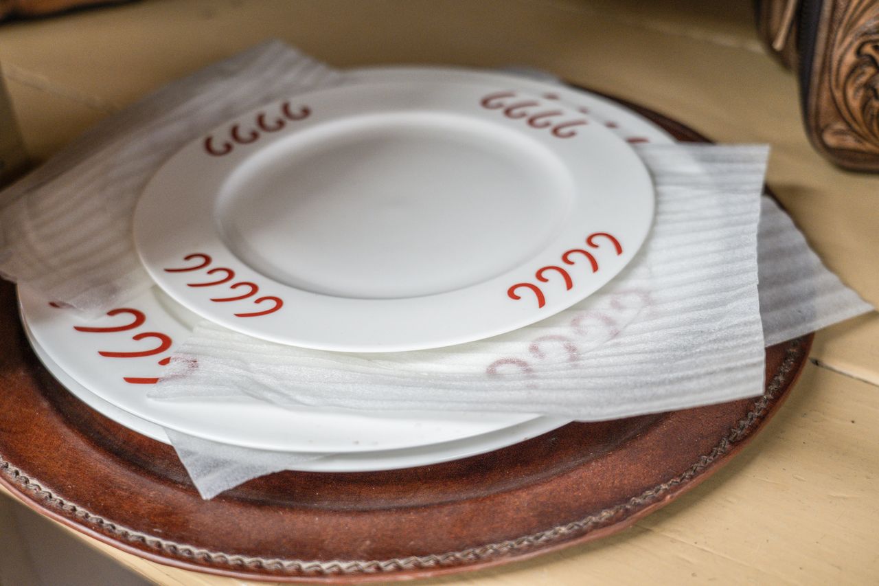 Four Sixes 9" Plate- Red